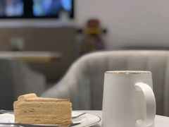 -Fridi Patisserie Cafe