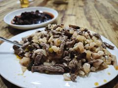 -九九牛肉馆(南山路店)