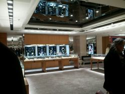 -北京七彩云南翡翠珠宝旗舰店(月坛店)