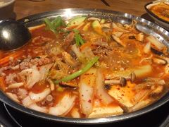 牛肉章鱼火锅-包装马车·韩国料理·포장마차