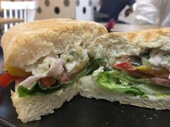 -HELLO 27 意面·沙拉·帕尼尼