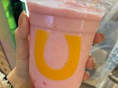 草莓卡士-春丽小马(济南恒隆广场店)