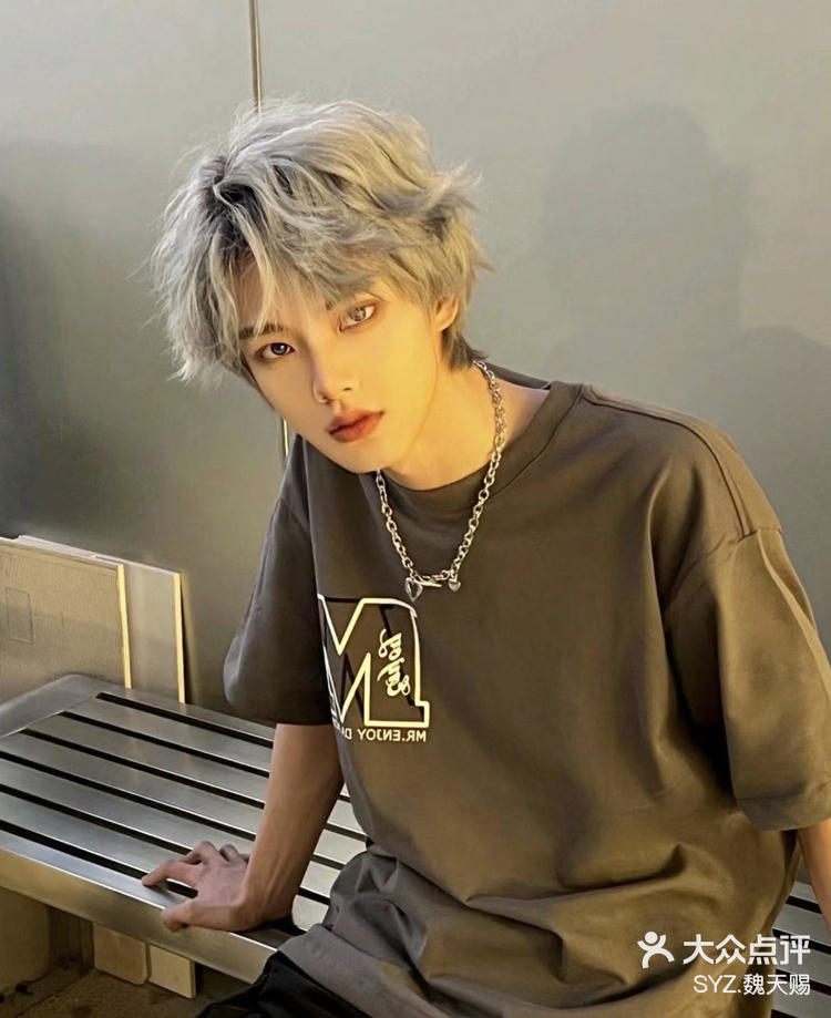 男生超帅发色奶茶灰棕染完显白‖男生发色奶-大众点评