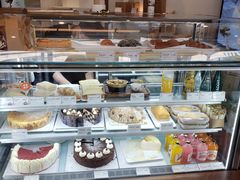 面包甜点陈列柜-Peet's Coffee皮爷咖啡(大学路店)