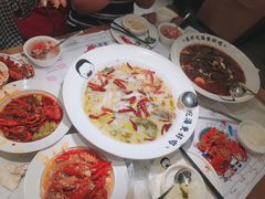 -江渔儿酸菜鱼·拔草餐厅(虎门君乐汇店)