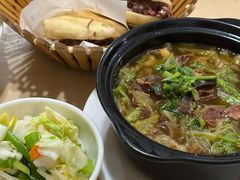 -闫家驴肉老店(华电一校店)