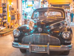 -席娜卡琳火车铁道夜市