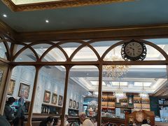 -秘密旅行Bonjour(黑金冠 江南西店)