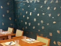 -Mark&Mars Restaurant