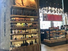 面包甜点陈列柜-星巴克臻选(湖滨道店)