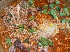 -张翻越·川渝冒菜·武汉黑鸭煲(城北万象城店)