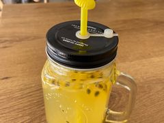 茉莉百香果-平行世界·猫咖(首经贸店)