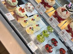 -花花卷卷·鲜食蛋糕(静安久光百货店)