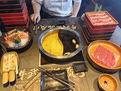 -牛武士寿喜烧·和牛火锅自助(全球首店)