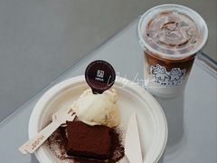 -HUGS coffee(东区店)