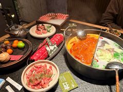-三出山火锅(南京万象天地店)