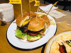 -HELLO 27 意面·沙拉·帕尼尼