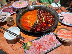 -周小明火锅(黑金冠社区店)