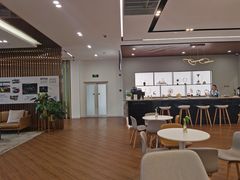 -上海宝宁宝马4S店