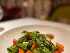 -Mogul Eatery·大亨餐酒馆