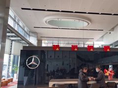 -奔驰上海利星(七宝店)