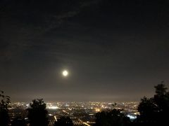 -鬼笑石后山停车场
