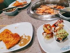 -金滏山烤肉·海鲜·火锅自助餐厅(襄阳万达店)