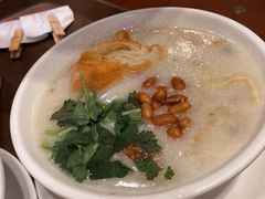 招牌艇仔粥-点都德(汇盈广场店)
