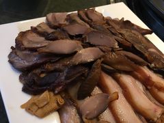-马路边上·小海鲜烧烤(八一路店)