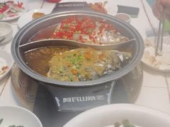 -阿瓦山寨·湘菜现炒·剁椒鱼头王(咸阳总店)