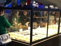 面包甜点陈列柜-LELECHA乐乐茶(上海五角场万达广场店)