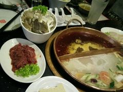 -同心如意传统铜火锅
