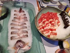 -泓炙颐凤鲜海鲜火锅料理(桐乡店)