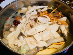 -野菌皇海景野生菌火锅(滨海大道店)