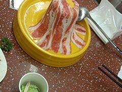 -四囍码头海鲜烧烤自助火锅(外滩南京东路悦荟广场店)