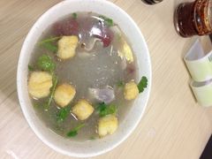 鸭血粉丝汤-鸡鸣汤包(仙林店)