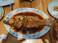 -老码头黑皮肘子锅包肉熏酱水饺(文政街店)