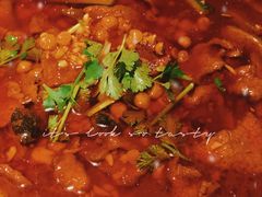 水煮手敲牛肉-四小姐的店(泉舜店)