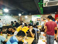 大堂-阿姨小肉摊(同济西苑店)