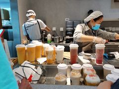 -喜茶(北京华贸购物中心店)