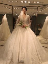 点击看大图 -GRACE KELLY婚纱与礼服(北京店)