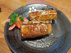 鳗汁三文鱼皮寿司-小川洋风料理(大悦城店)
