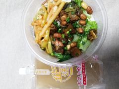 -龙记桂林米粉(国贸一九九五年店)