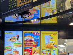 -麦当劳(北苑秋实路店)