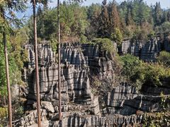 -梭布垭石林景区