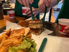 全麦火腿芝士可颂-星巴克(浙江省人民医院店)