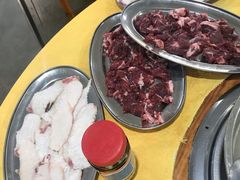 -五洞培记山庄·鲜牛肉火锅