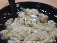 -真真鲜馄饨店(启蒙路店)