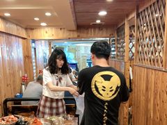 -老东镇啤酒屋海鲜加工·蒸汽海鲜·海鲜烧烤(台东店)