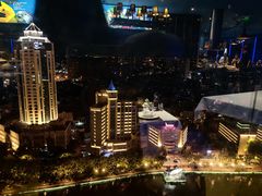 -云顶旋转自助景观餐厅